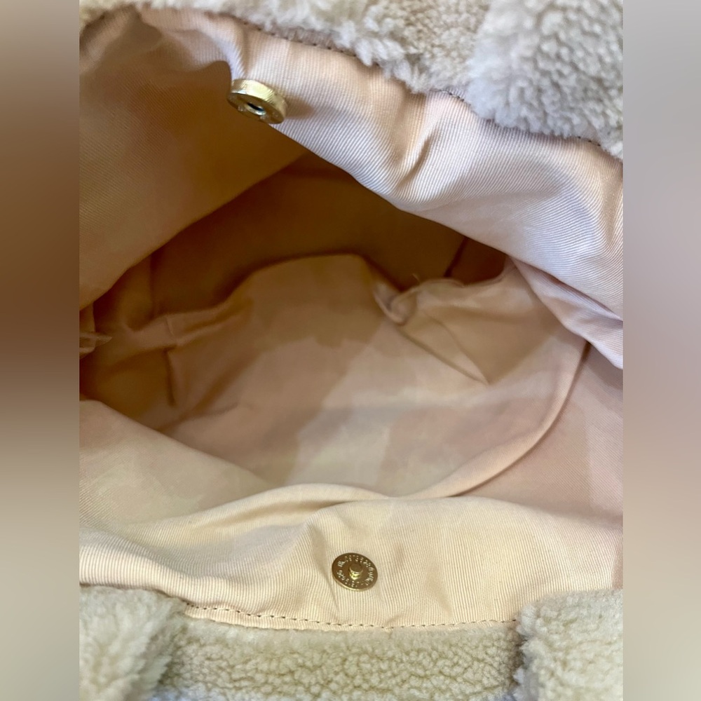 Prada Cream Cozy Teddy Bag! NWOT! - Picture 2 of 4